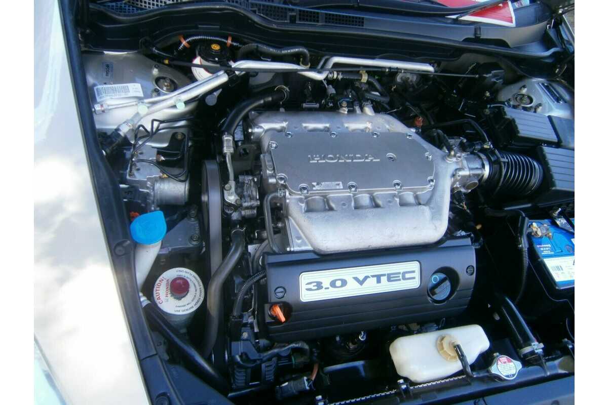 2005 Honda Accord V6 Luxury 40