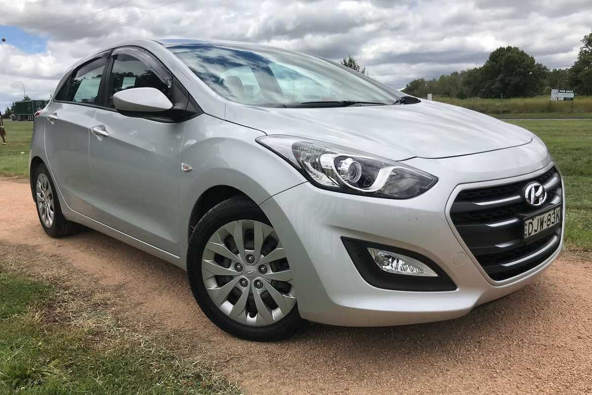 2016 HYUNDAI I30 Active GD4 Series II | Orange NSW