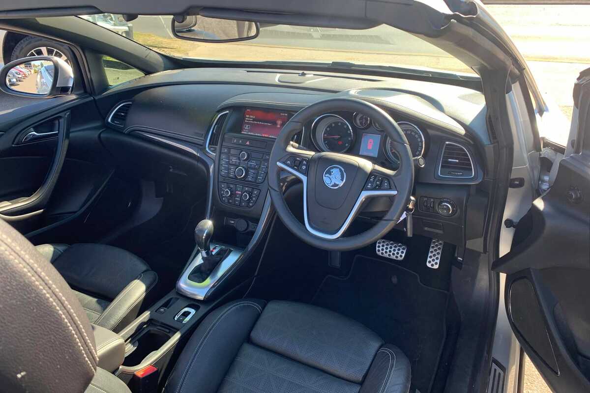 2015 Holden CASCADA PETROL convertible