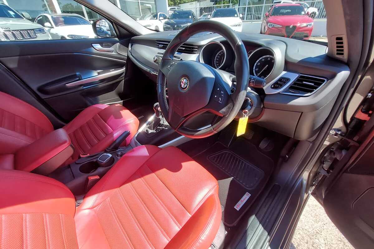 2013 Alfa Romeo Giulietta Progression Series 0