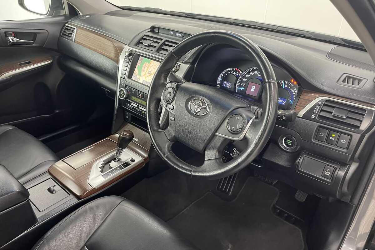 2012 Toyota Aurion Presara GSV50R