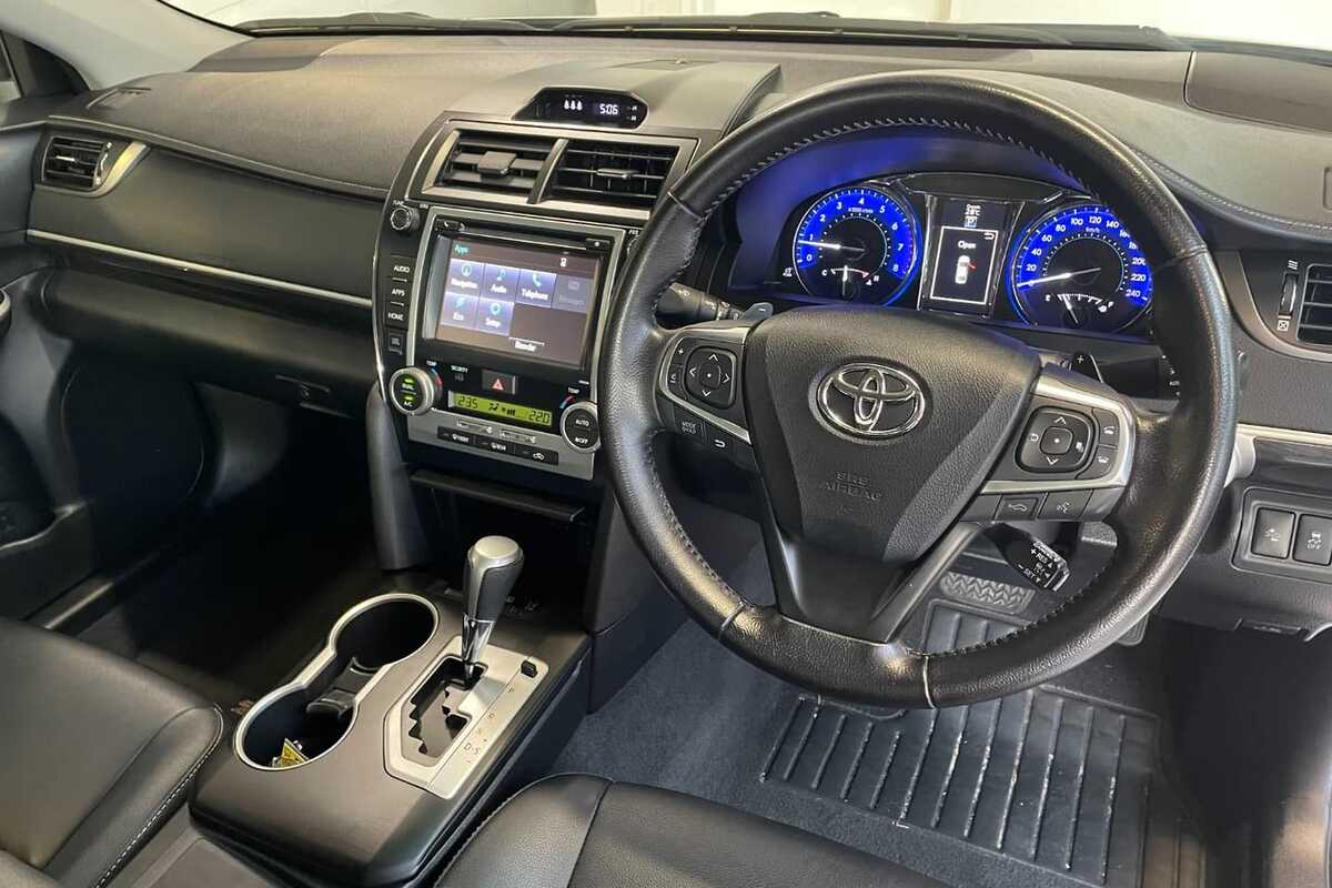 2016 Toyota Camry Atara S ASV50R