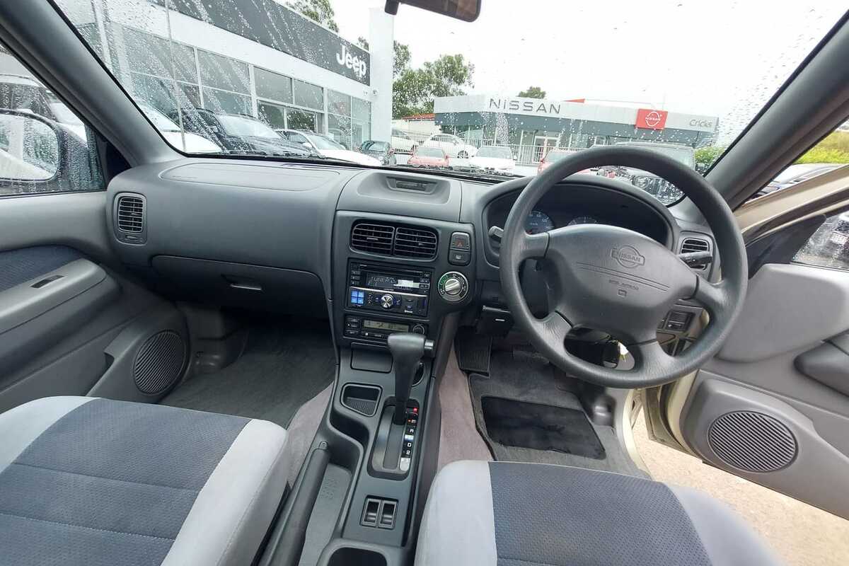 2000 Nissan Pathfinder Ti WX II
