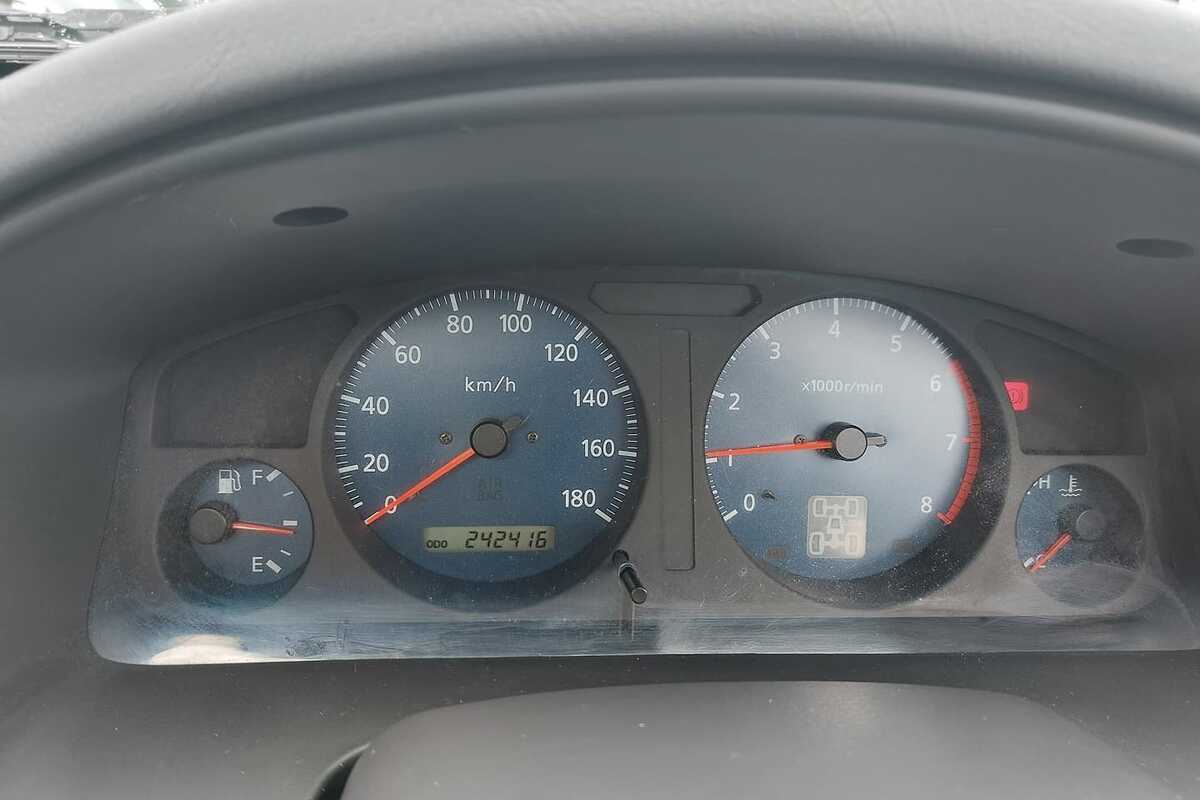 2000 Nissan Pathfinder Ti WX II