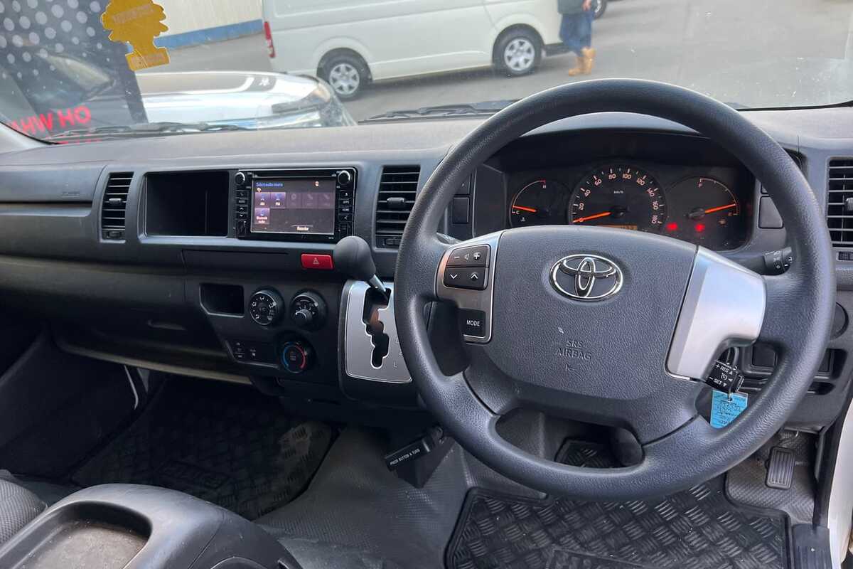 2018 Toyota Hiace Commuter KDH223R