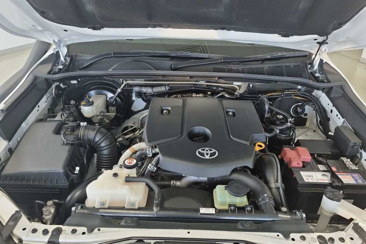 2019 Toyota Hilux Rugged X GUN126R