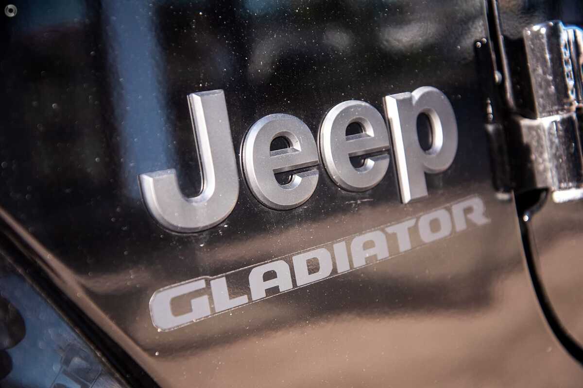 2022 Jeep Gladiator Night Eagle JT