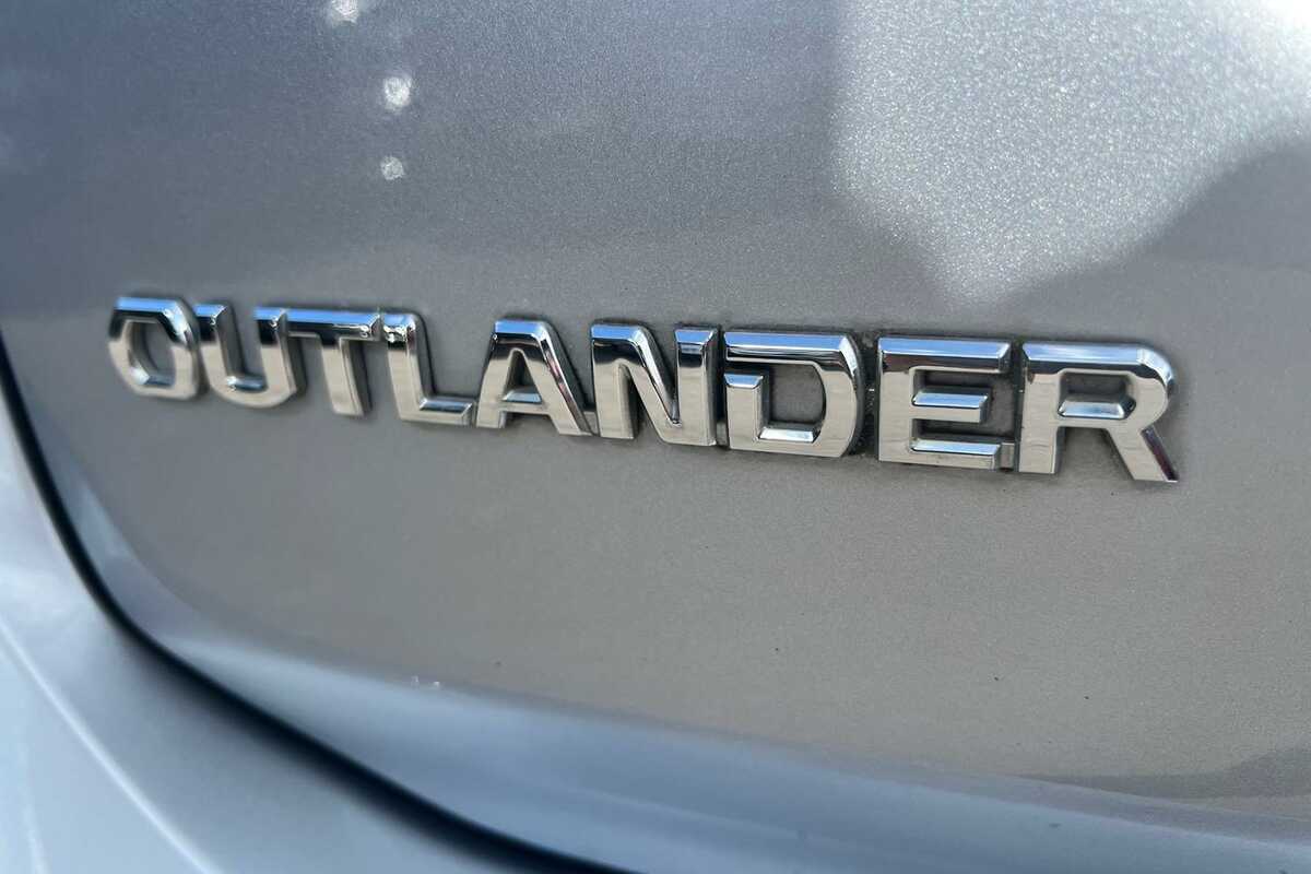 2016 Mitsubishi Outlander Exceed ZK