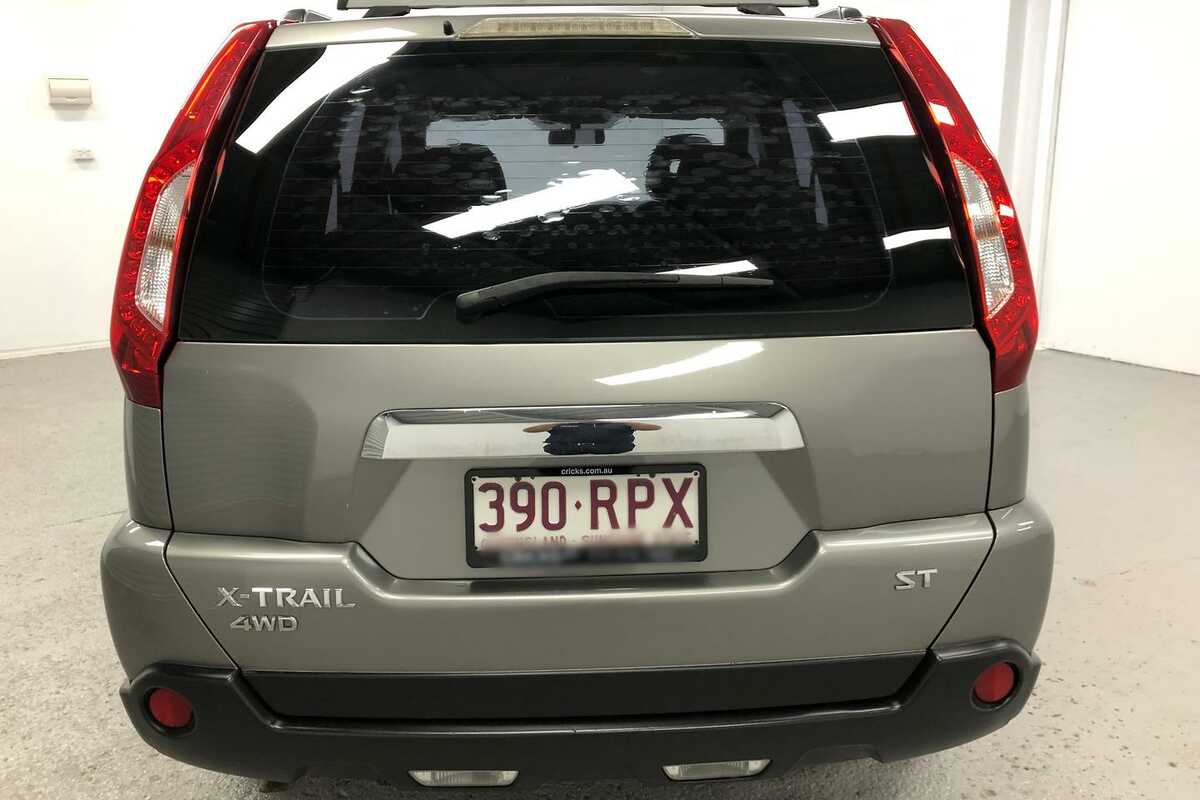 2010 Nissan X-TRAIL ST T31
