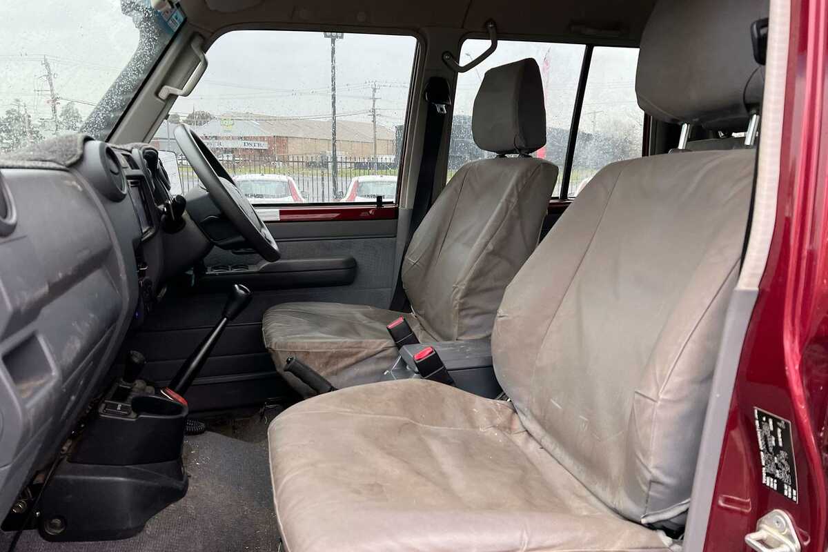 2019 Toyota Landcruiser GXL VDJ79R