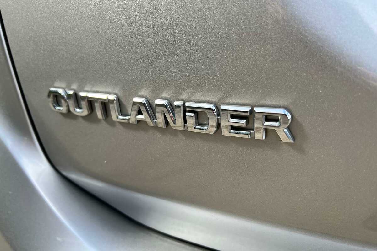 2019 Mitsubishi Outlander ES ZL