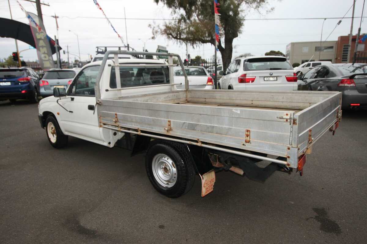 1999 Toyota Hilux Workmate RZN147R