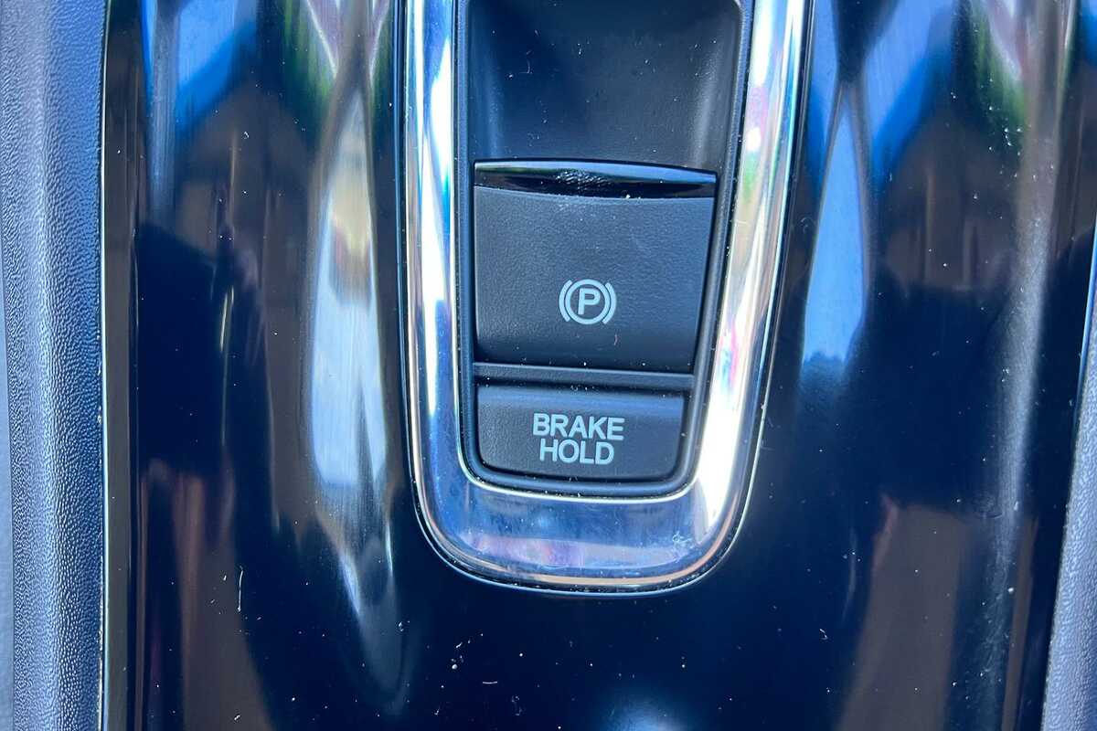2019 Honda HR-V +LUXE