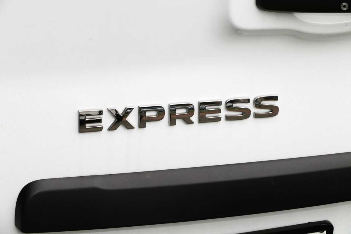 2022 Mitsubishi Express GLX SN