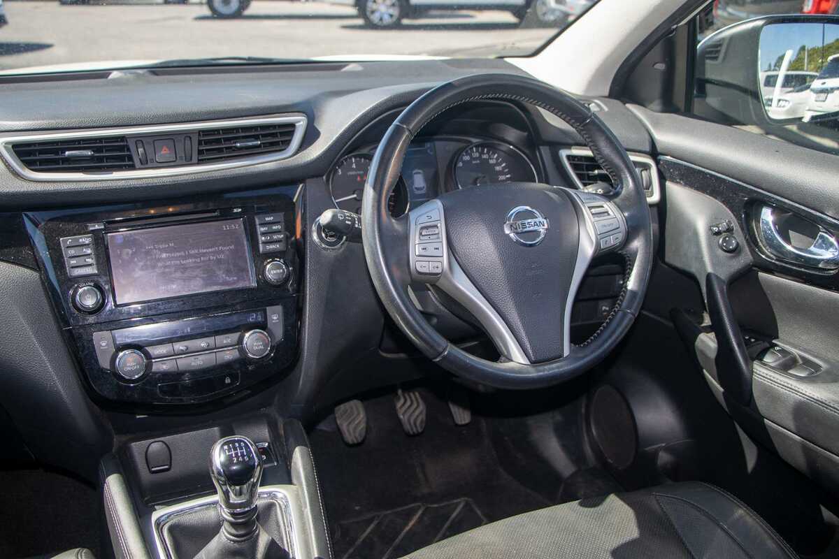 2016 Nissan QASHQAI Ti J11