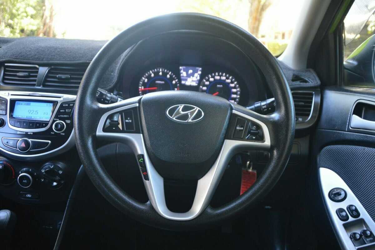 2012 Hyundai Accent Active RB
