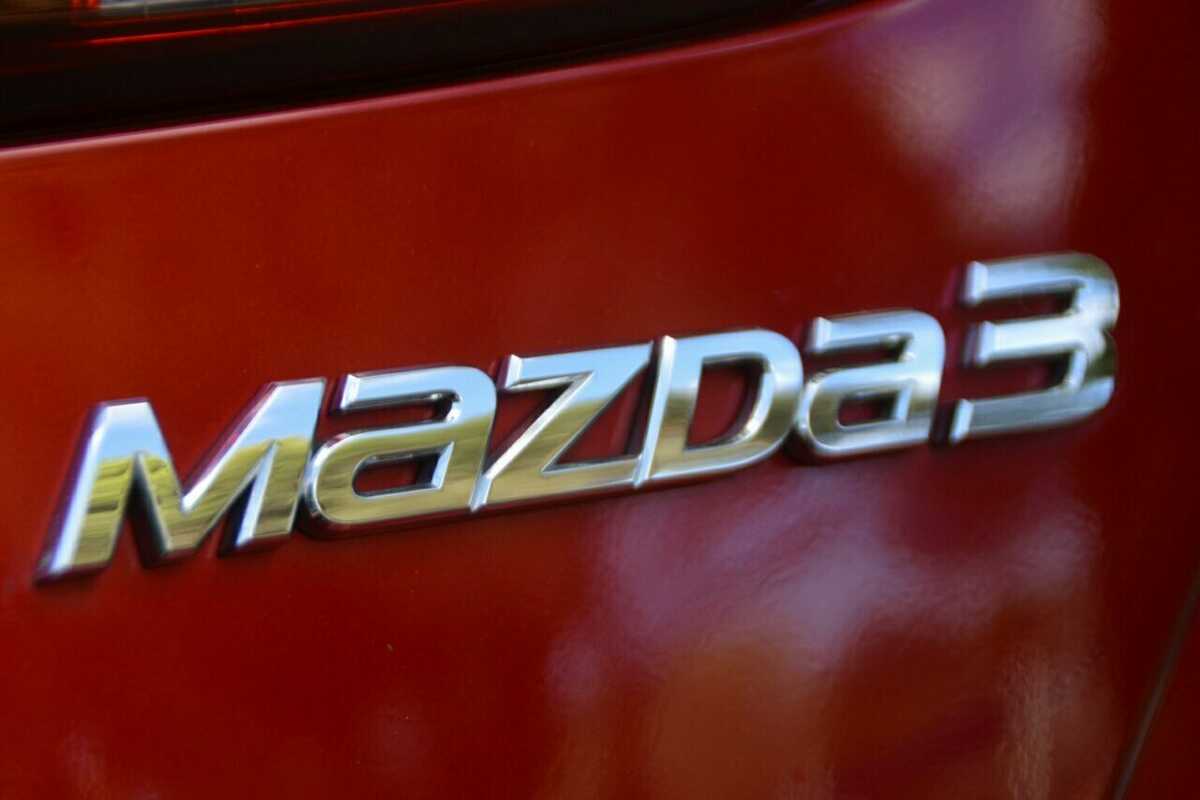 2017 Mazda 3 SP25 SKYACTIV-Drive GT BN5438