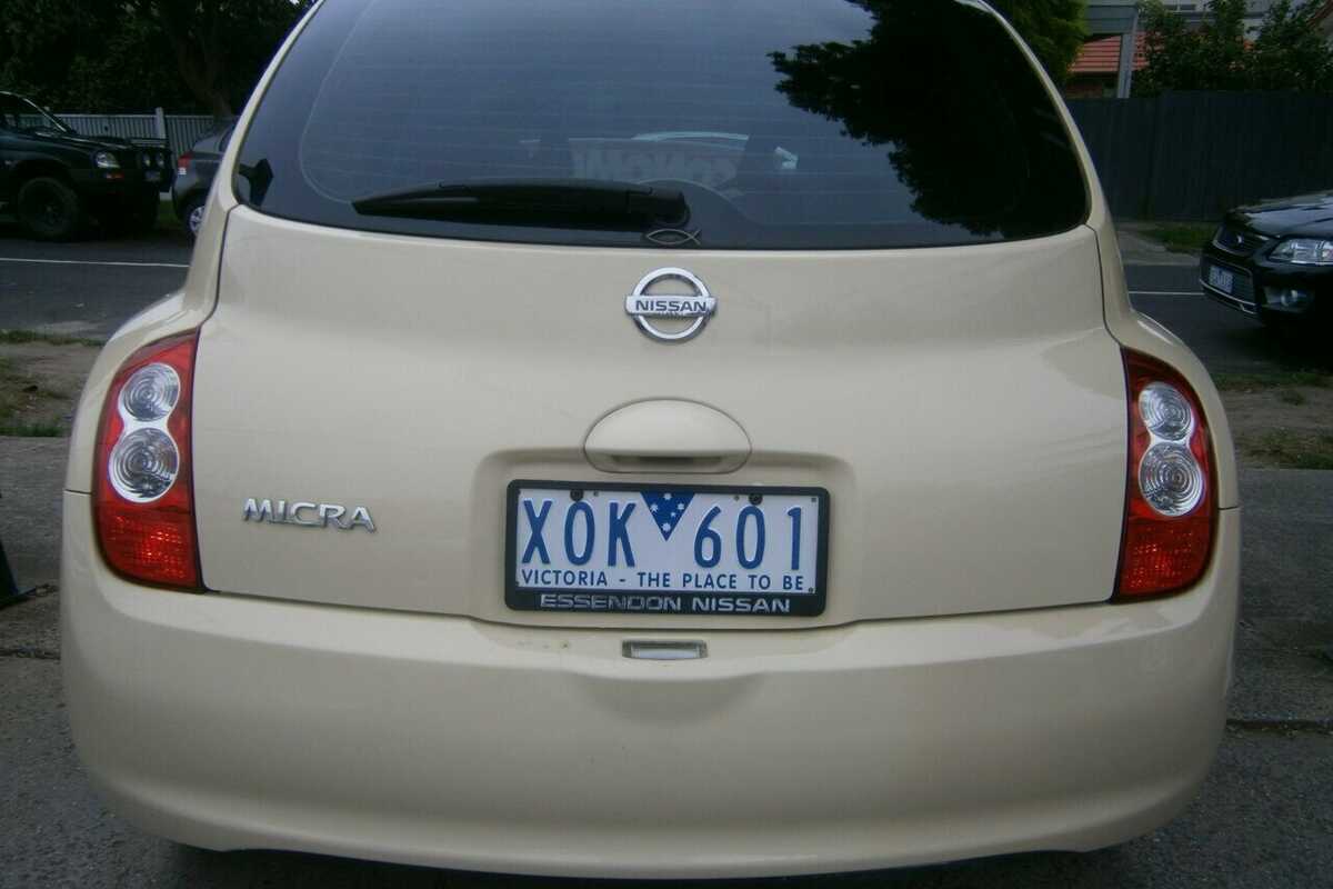 2010 Nissan Micra  K12