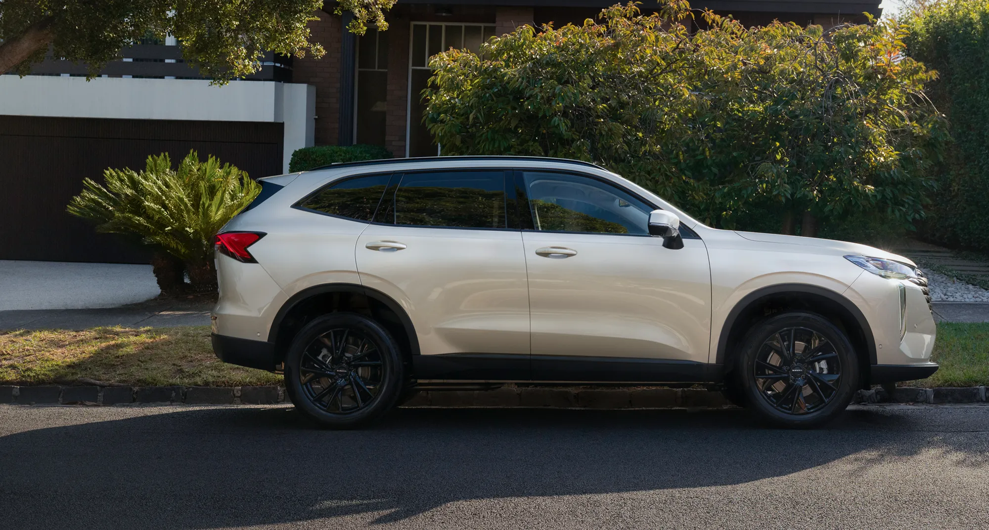 Explore the Haval H6 Exterior