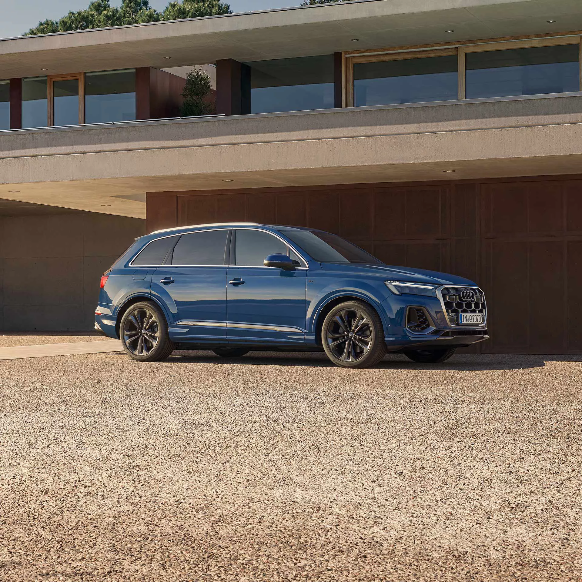 The edgy all-rounder.