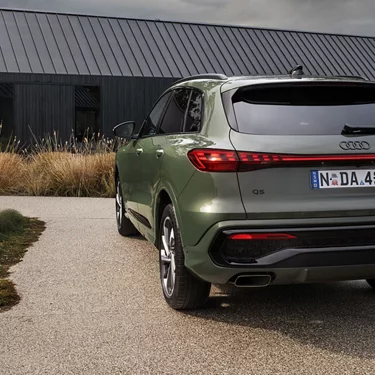 Dynamic rear