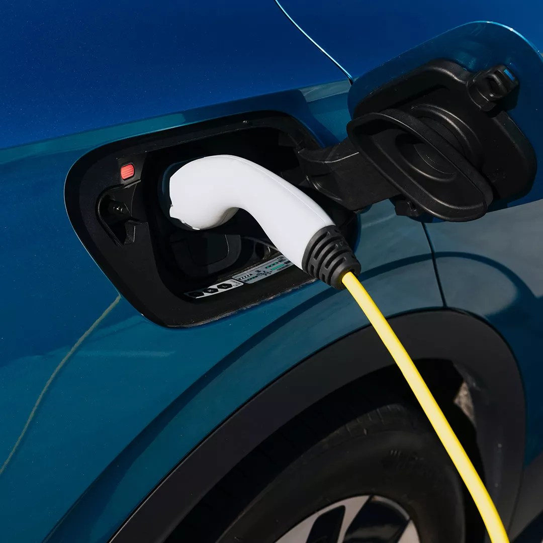 Cover 544km fully charged