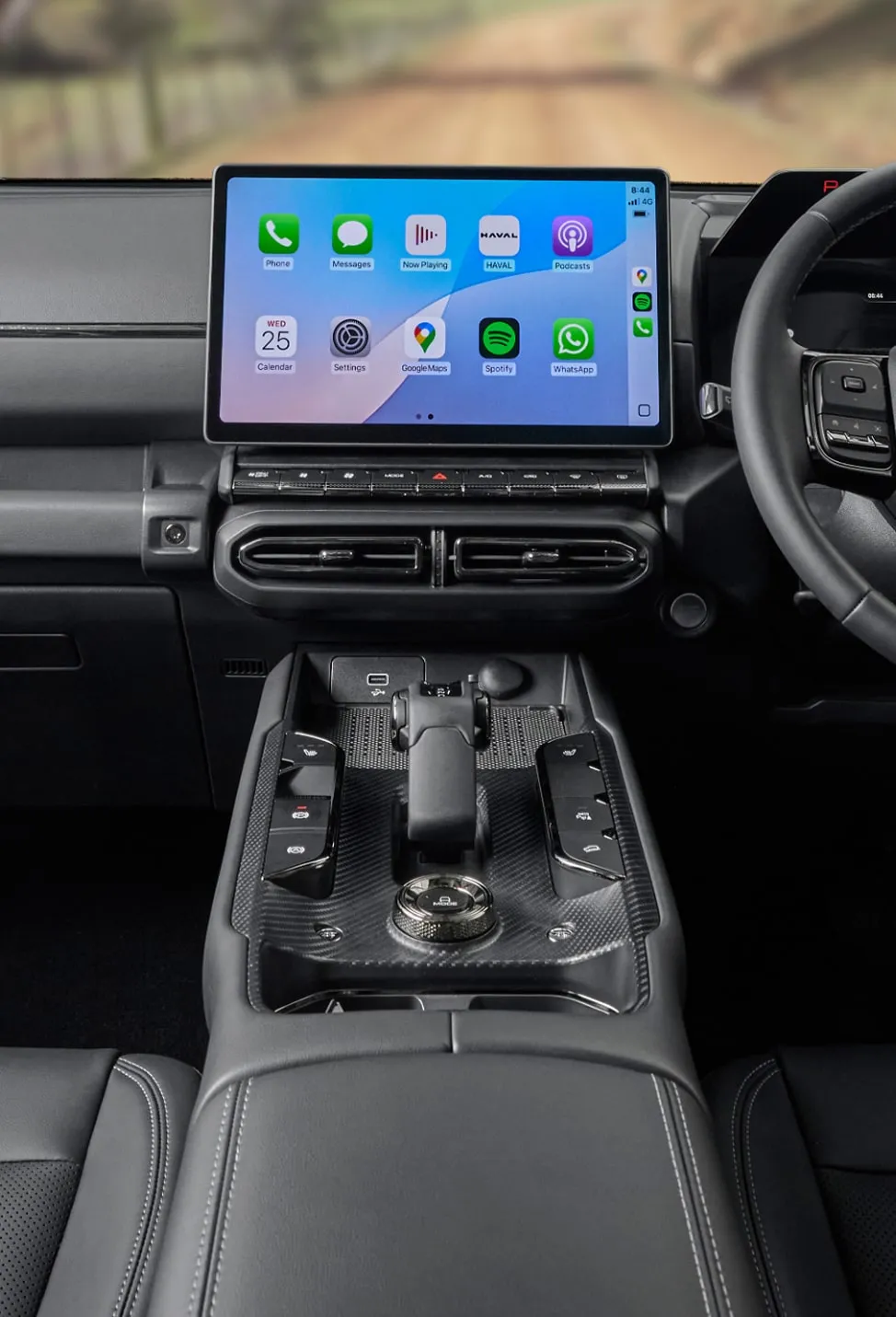14.6" Infotainment System