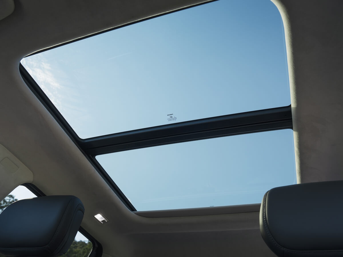 Panoramic Sunroof