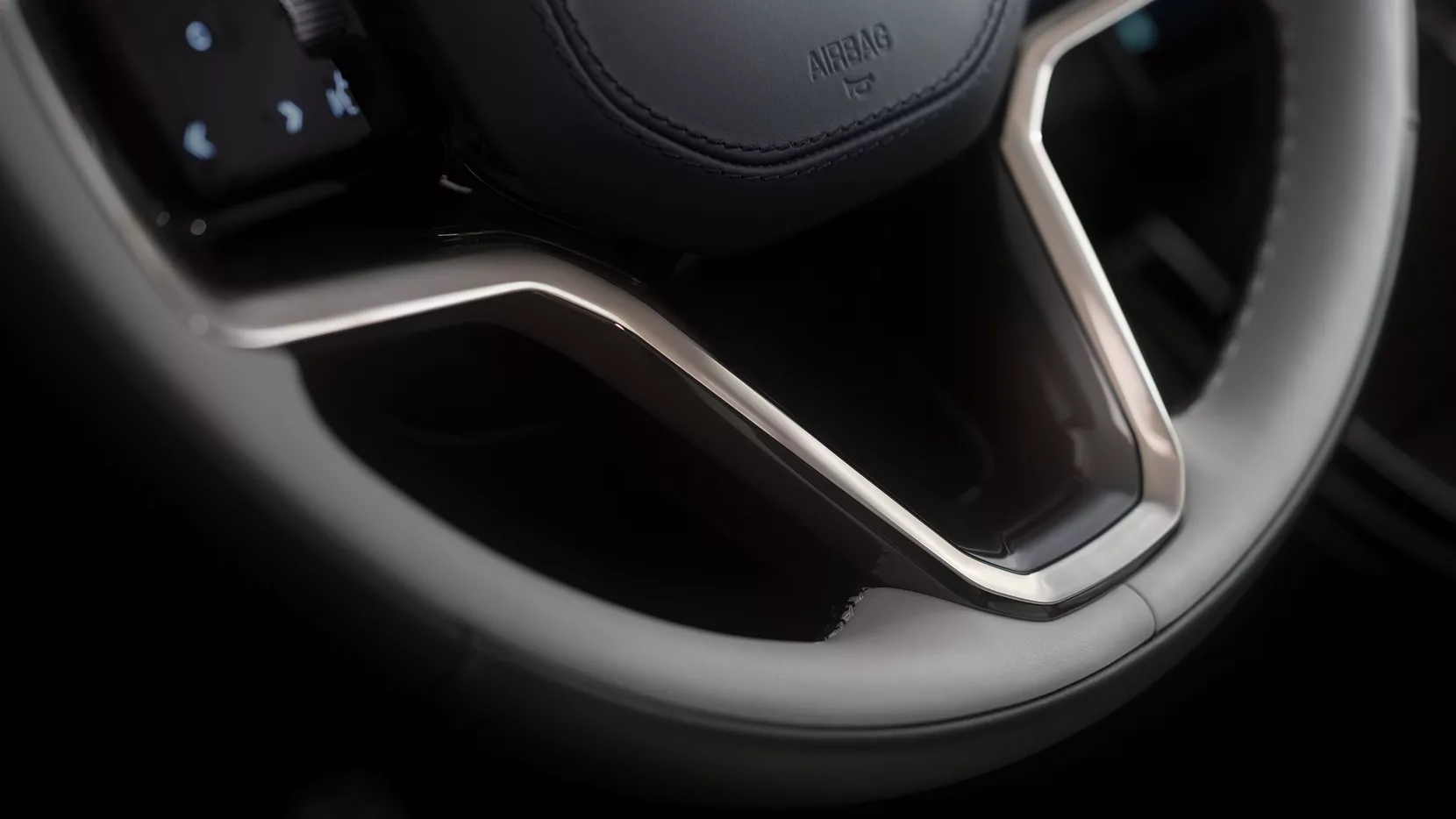 EXQUISITE DETAILING
