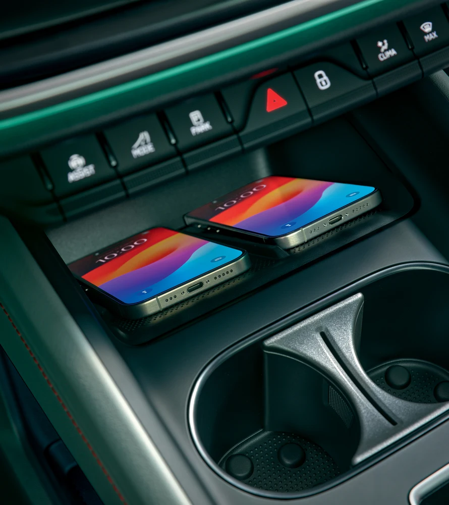 Škoda Elroq connectivity Phone Box