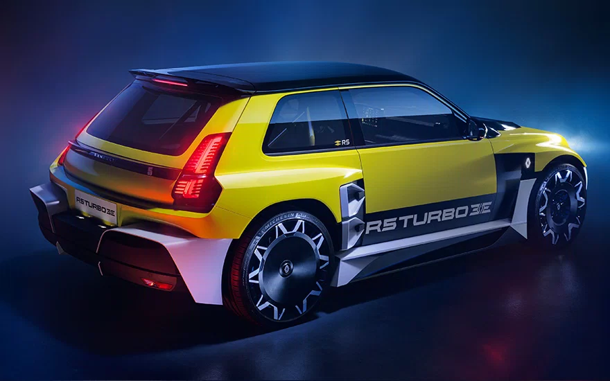 air inlets for enhanced aerodynamics and for cooling the braking system