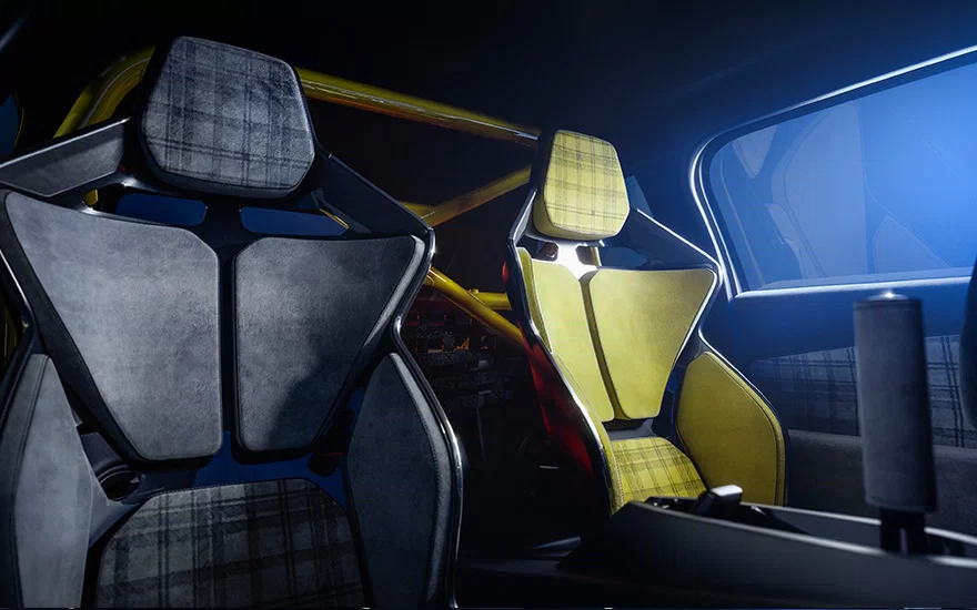 bucket seats and 6-point harnesses for maximum retention