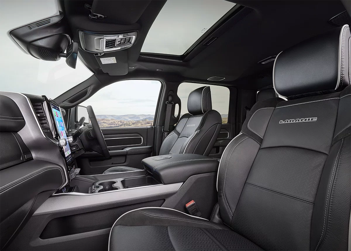 ALL-ROUND LUXURY & COMFORT