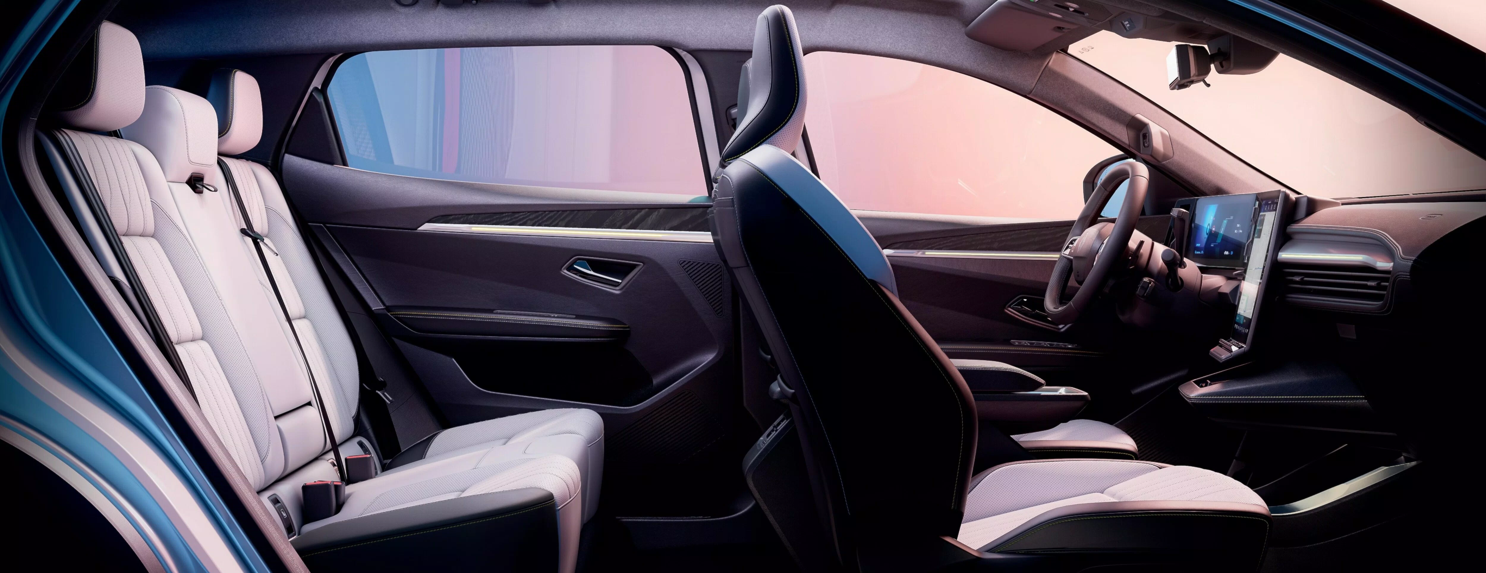 pure design large interior space and practical dimensions