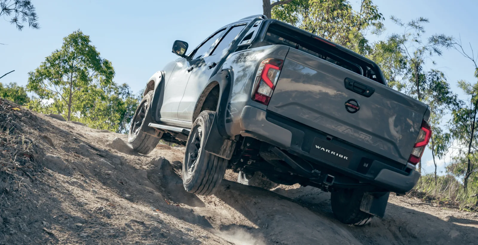 CAPABILITY GO ANYWHERE, CROSS EVERYTHING, CLIMB ANYTHING