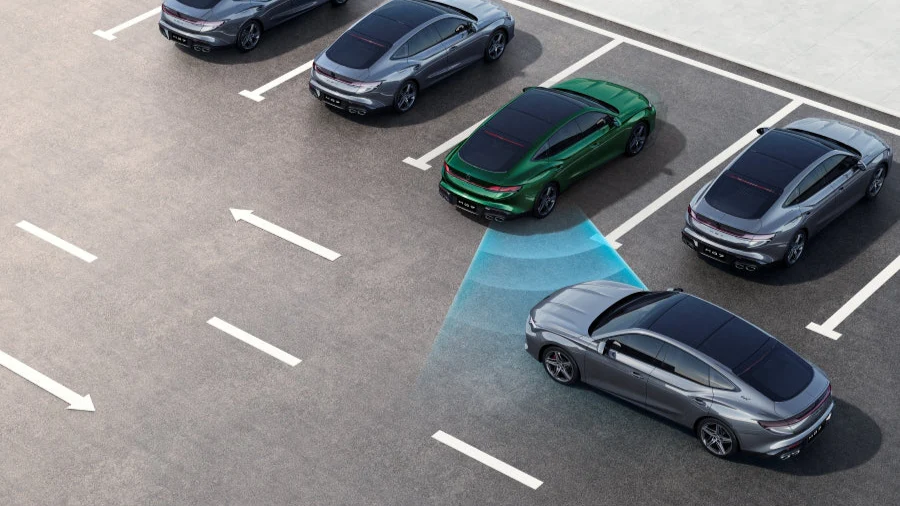 Rear Cross Traffic Alert (RCTA)