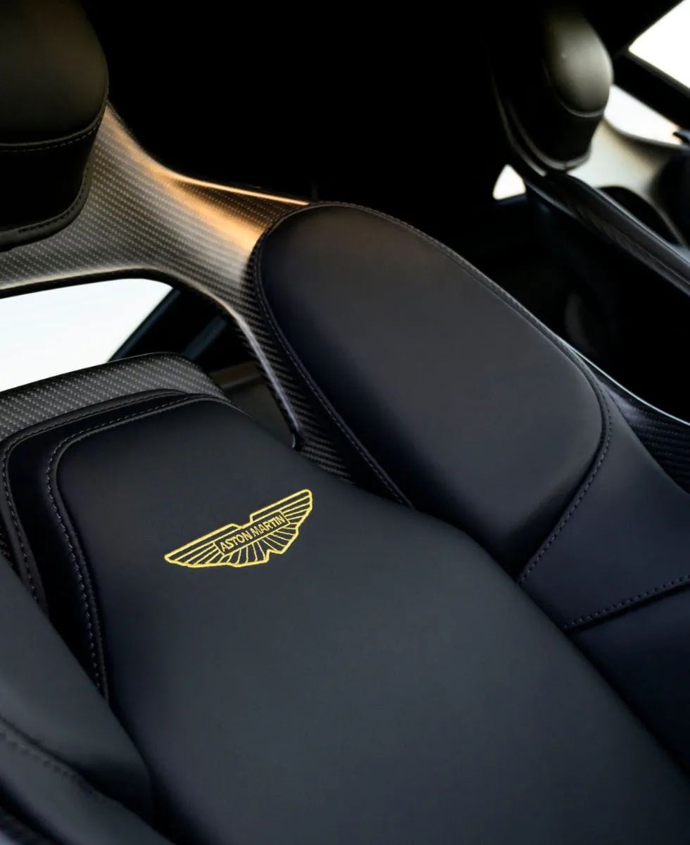 STYLED WITH ERGONOMIC PRECISION