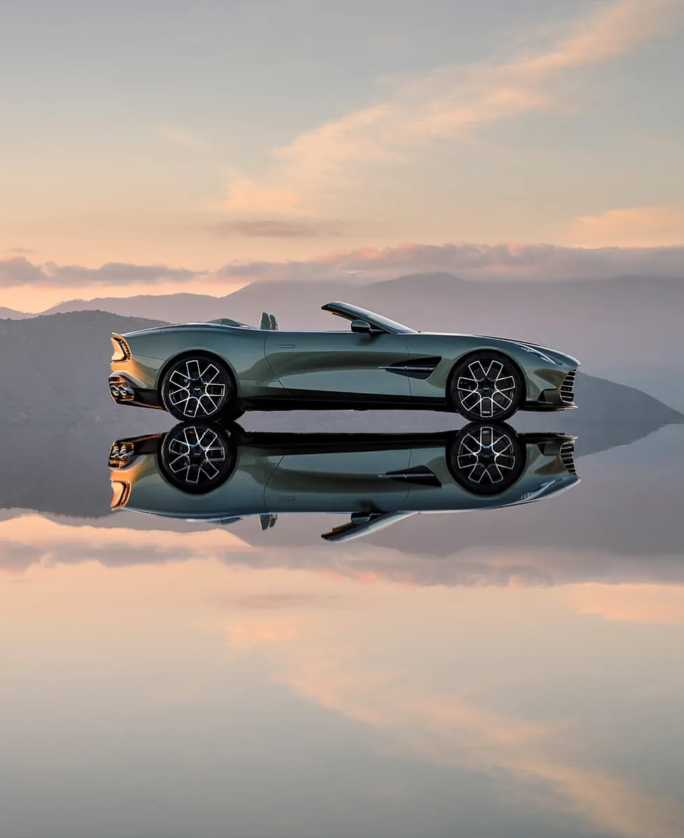 A COMMANDING PROFILE