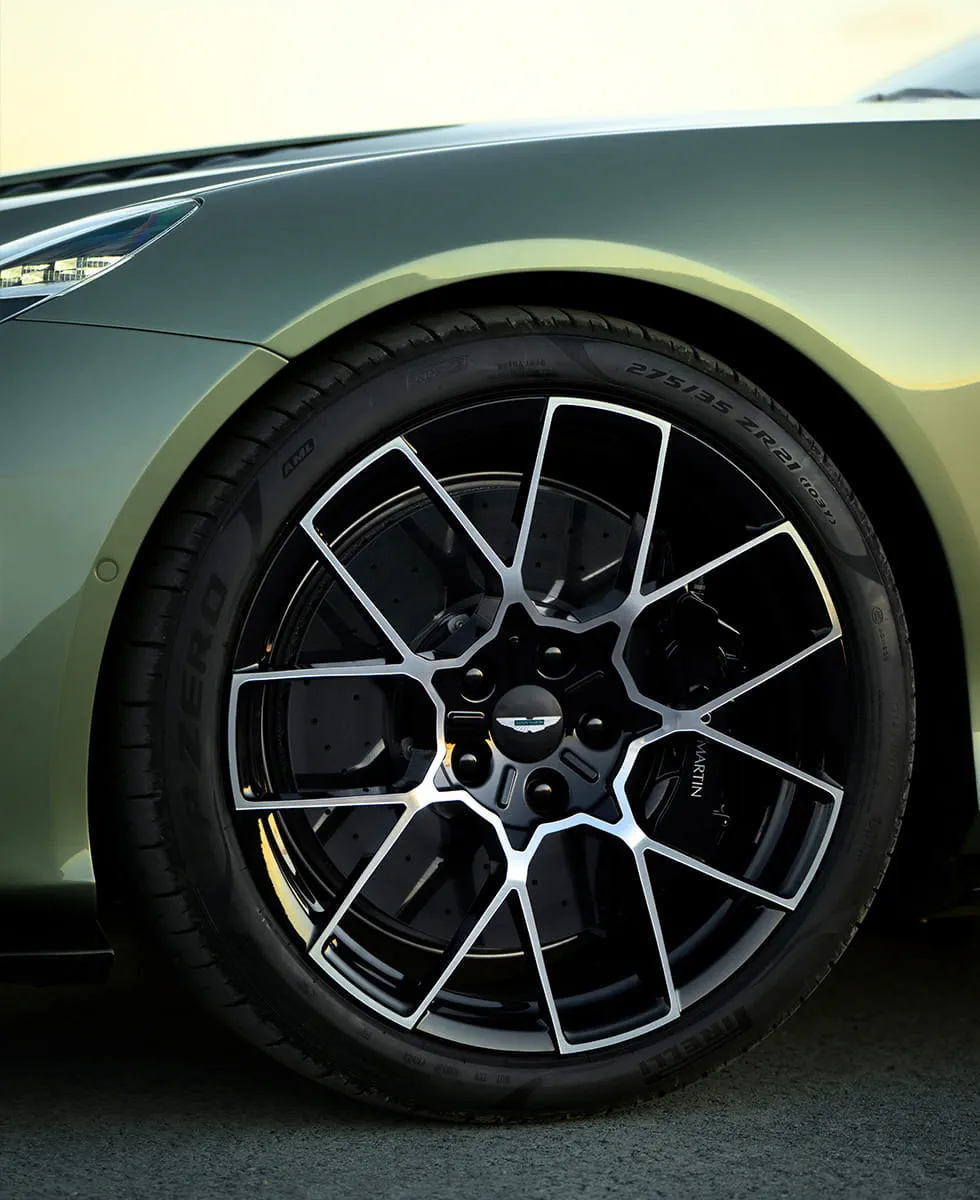 POWERFUL GRIP. STYLISH DESIGN.