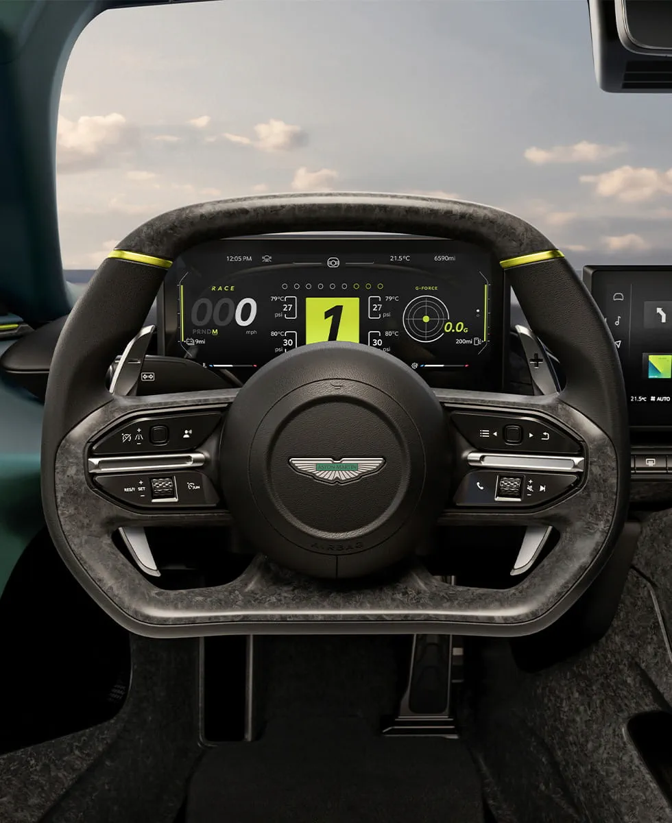 A STUNNING VISTA. INSIDE AND OUT