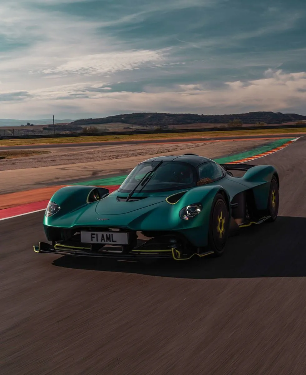 THE BETTER THE GRIP, THE BETTER THE PERFORMANCE