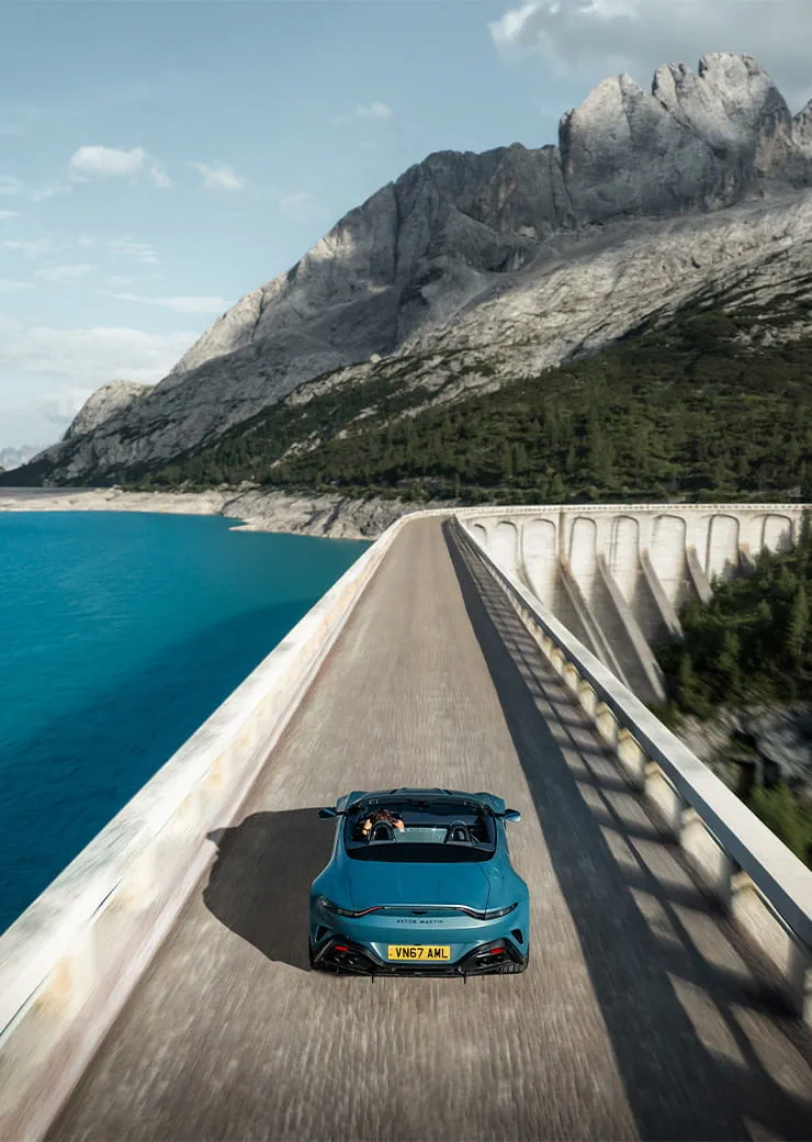 ROOF DOWN. INTENSITY UP