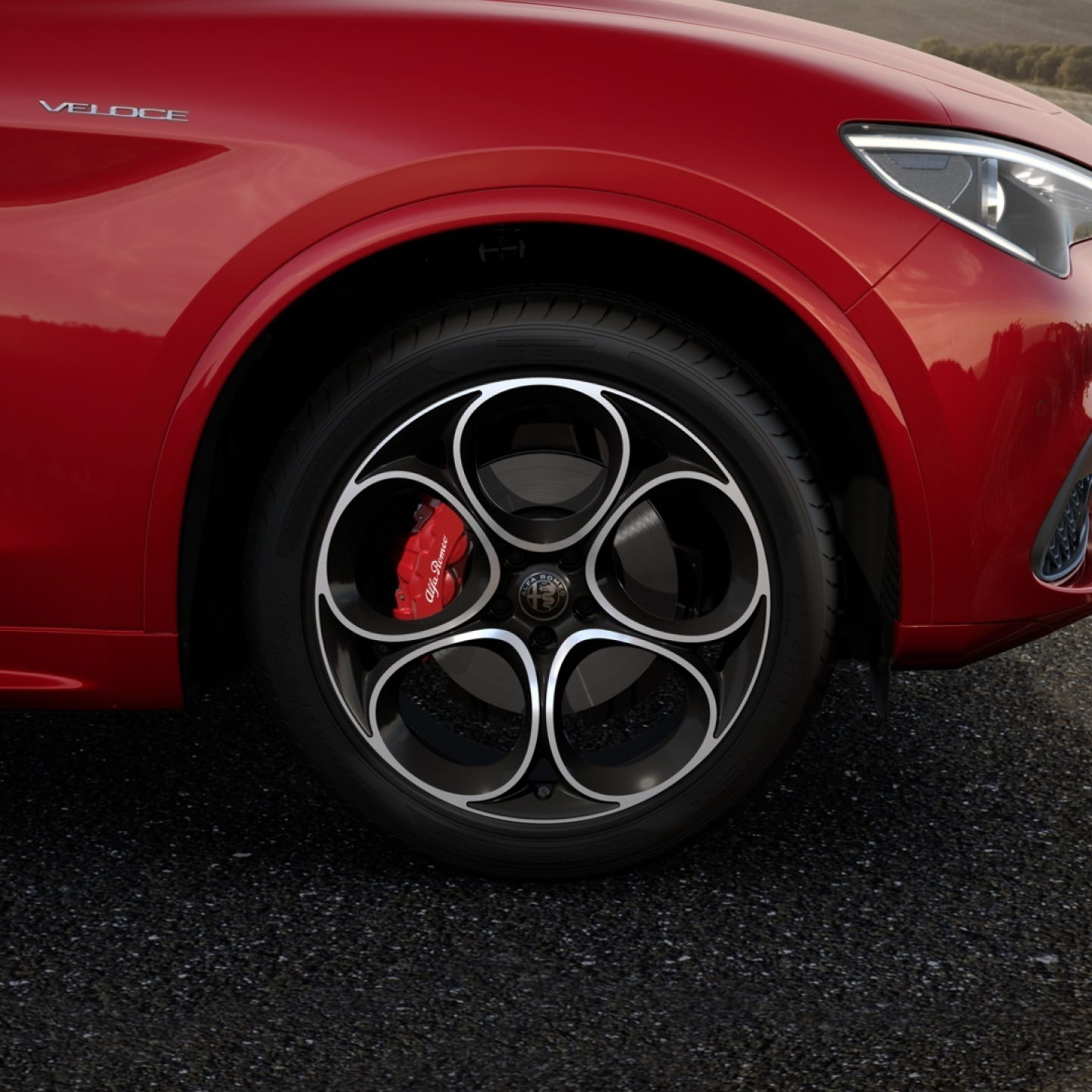 20” alloy wheels with red brake calipers 