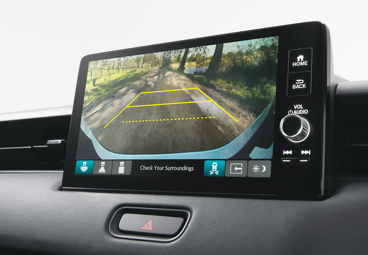 Multi-Angle Reversing Camera with Dynamic Guidelines