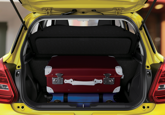 CAPACITY Flexible cargo space with luggage board