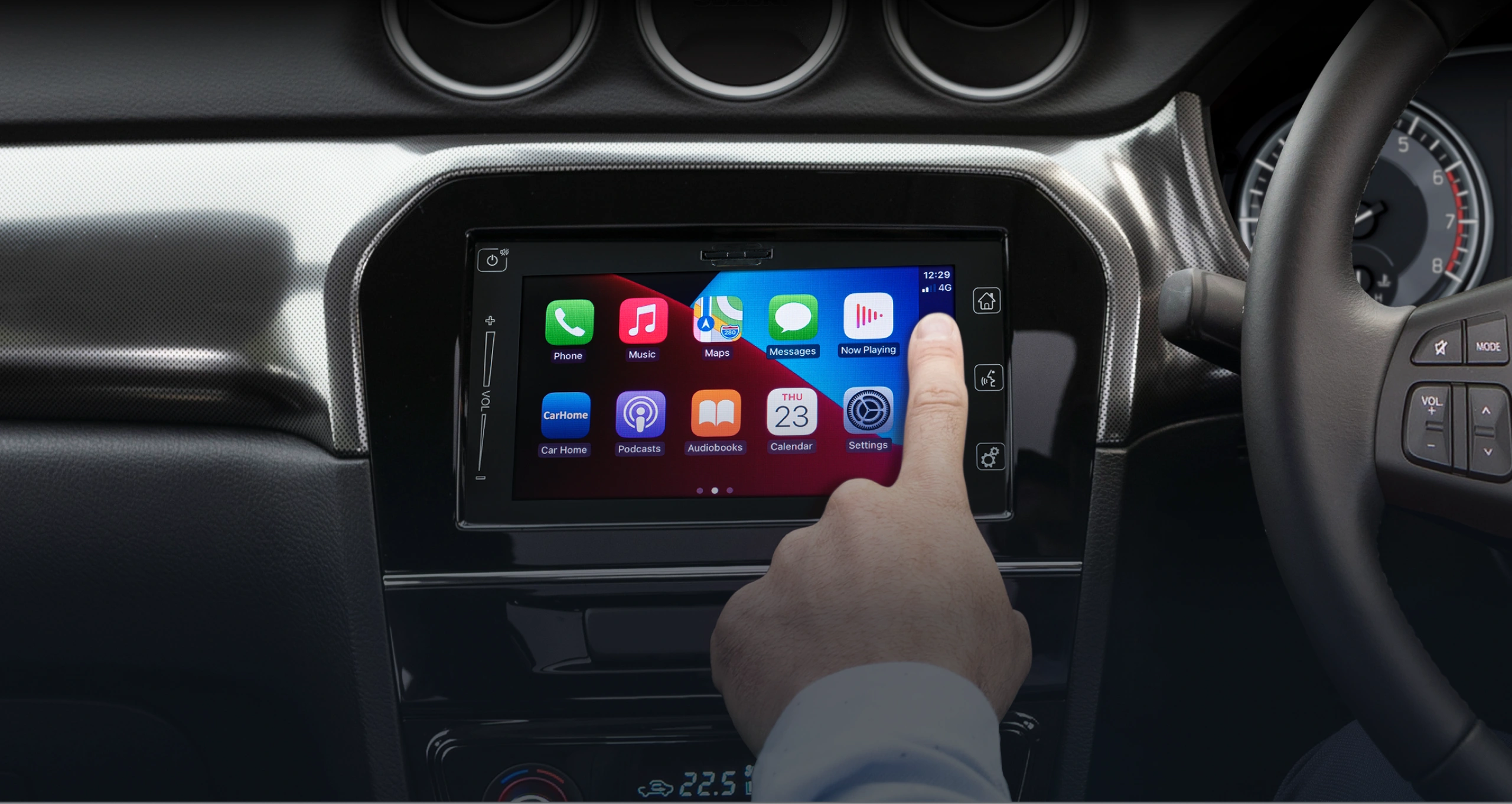 Apple CarPlay® and Android Auto™