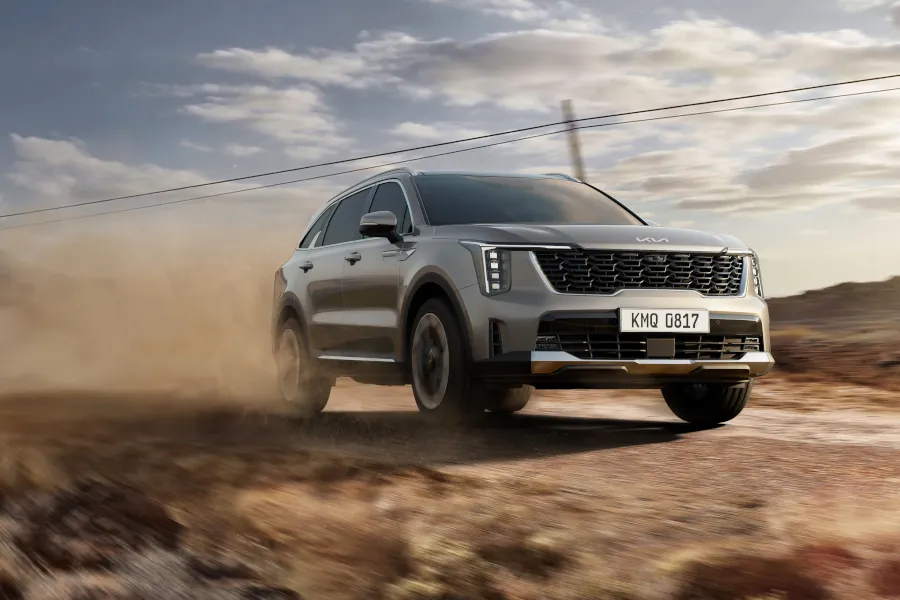 The Sorento Hybrid. Engaging drive