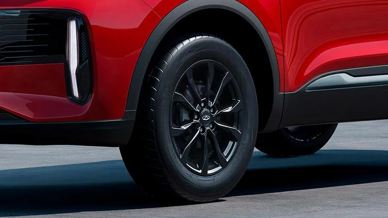 5-spoke alloy wheels