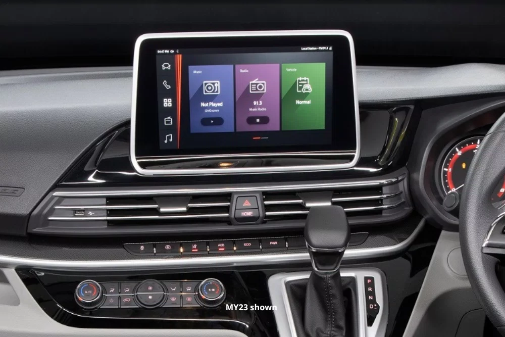 10" DISPLAY WITH APPLE CARPLAY™ & SMARTPHONE CONNECTIVITY