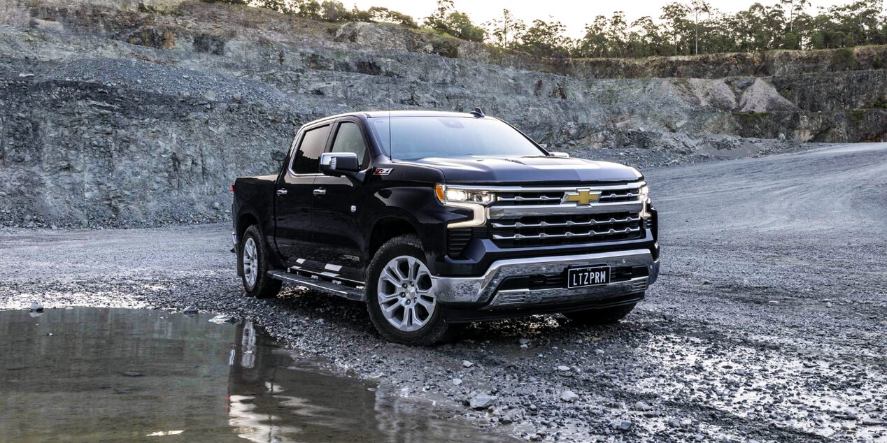  SILVERADO LTZ PREMIUM FEATURES & SPECS